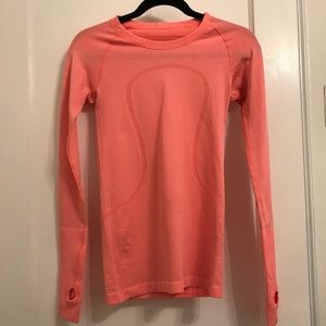 Lululemon Swiftly Tech Long Sleeve Crew Size 4